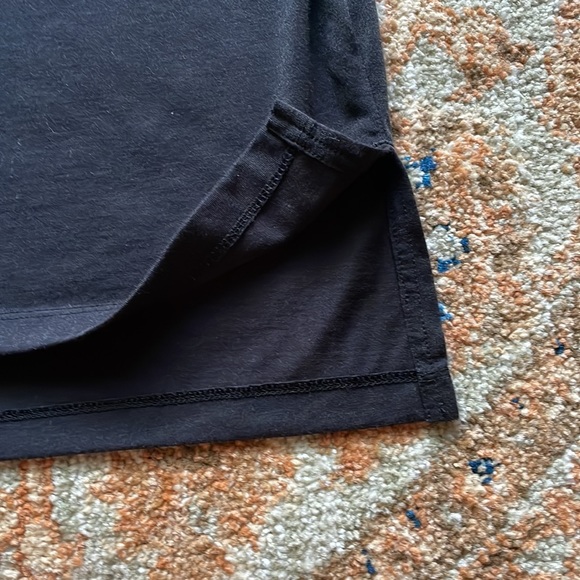 Women’s Black Nike Sportswear Loose Boyfriend Style Black Sleeveless Pocket Tank - Picture 5 of 16